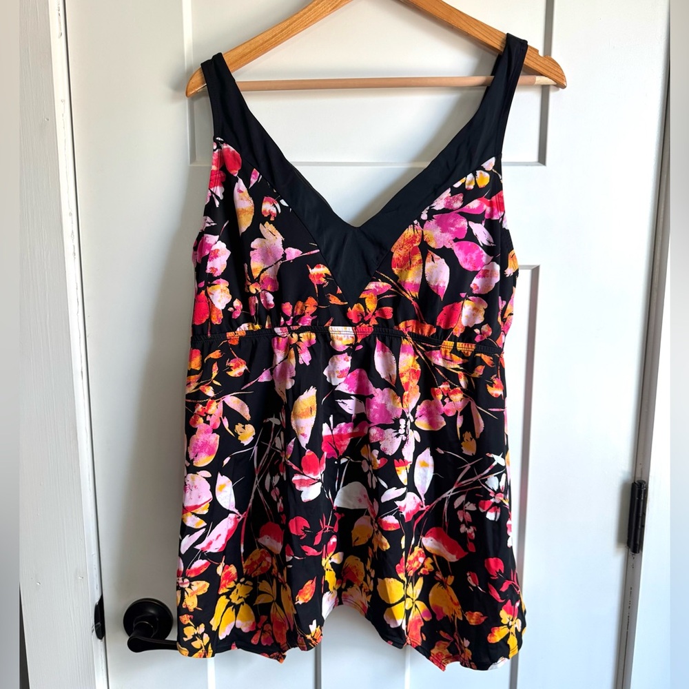 CATHERINE’S Swim Top 18W